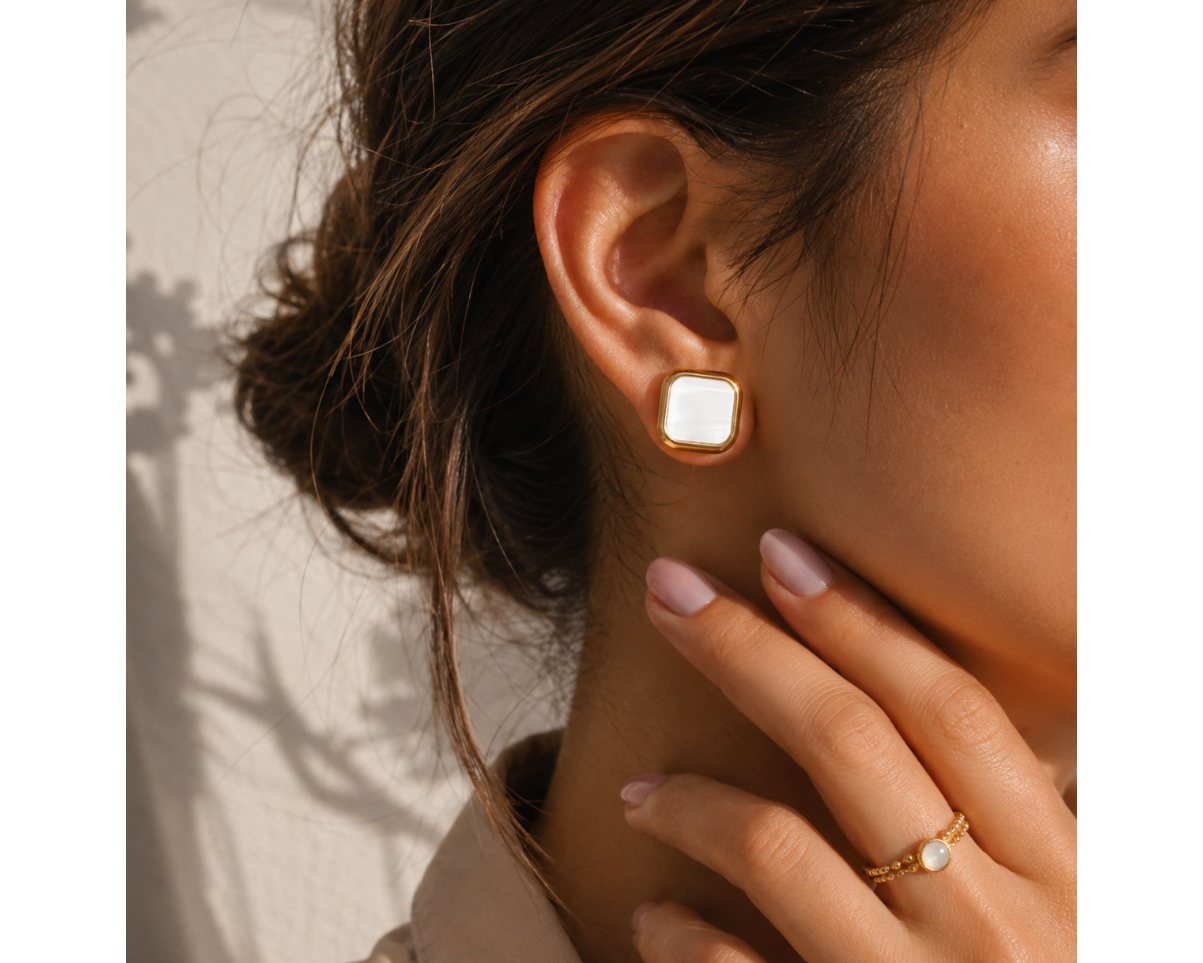 Square Shell Stud White
