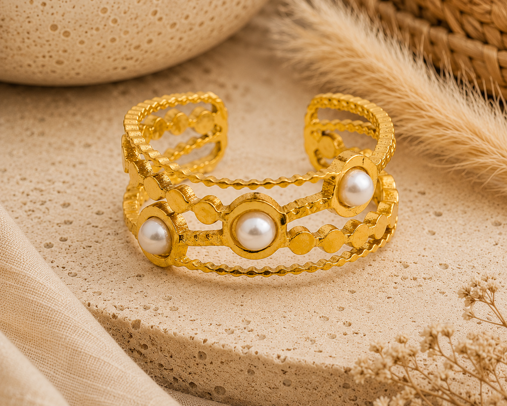 Three Pearl Ring