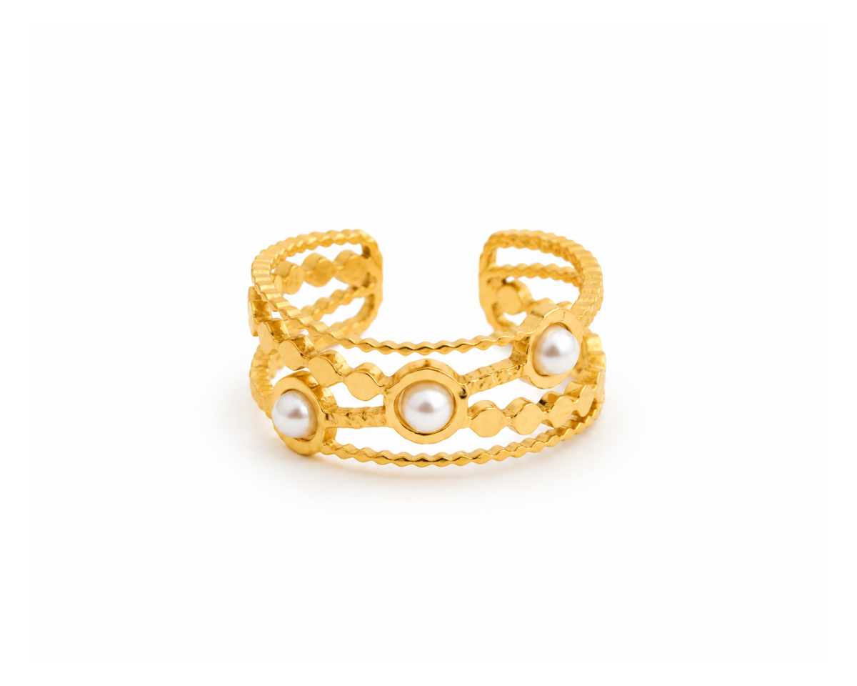 Three Pearl Ring